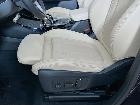 Certified 2024 BMW X3 xDrive30i w/ Convenience Package w/ZPA image 19