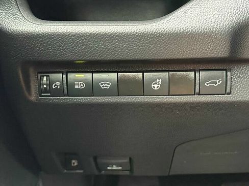 Used 2024 Toyota RAV4 XLE w/ Convenience Package AWD/4WD image 31