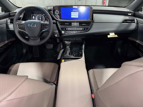 New 2025 Lexus ES 350 w/ Premium Package image 14