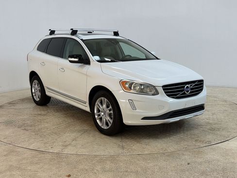 Used 2015 Volvo XC60 T5 Premier w/ Protection Package FWD image 7