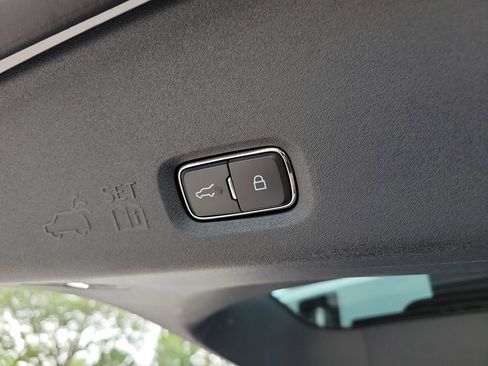 Used 2025 Ford Expedition Max Active AWD/4WD image 12