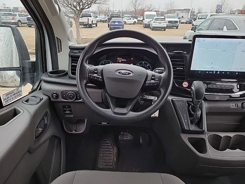 Used 2024 Ford Transit 350 XLT image 11