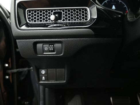 Used 2024 Honda Civic Sport image 11