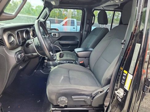 Used 2021 Jeep Gladiator Sport AWD/4WD image 7