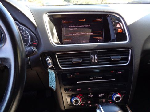 Used 2016 Audi Q5 2.0T Premium Plus w/ Technology Package image 20