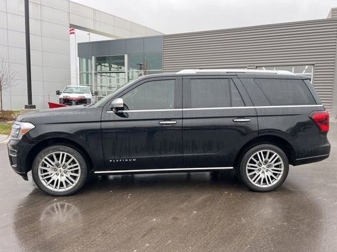 Used 2022 Ford Expedition Platinum image 8