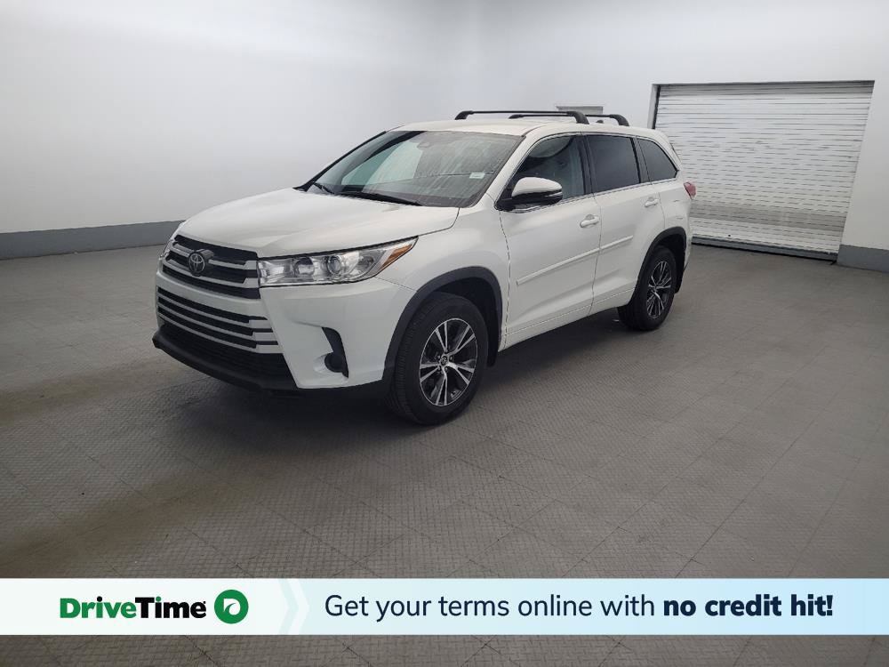 Used 2018 Toyota Highlander LE w/ Protection Package #3 AWD/4WD image 1