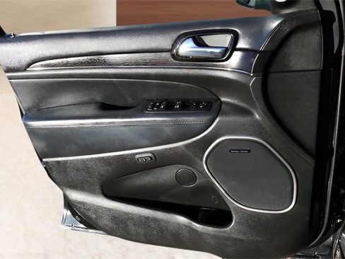 Used 2021 Jeep Grand Cherokee High Altitude image 11