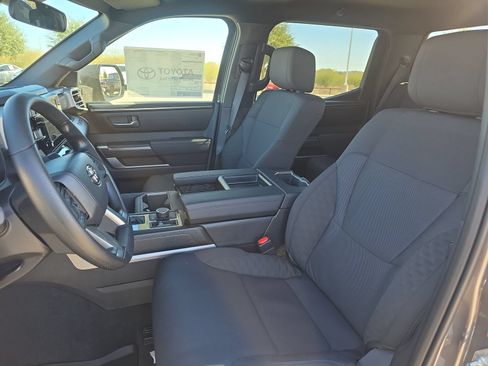 Used 2026 Toyota Tundra SR5 w/ SR5 Convenience Package AWD/4WD image 12