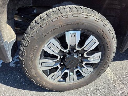 Used 2024 GMC Sierra 2500 Denali w/ Denali Reserve Package AWD/4WD image 29