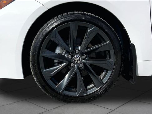 Used 2026 Toyota Corolla SE FWD image 11