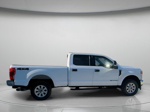 Certified 2022 Ford F250 XLT AWD/4WD image 31