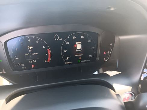Used 2025 Acura ADX AWD image 26