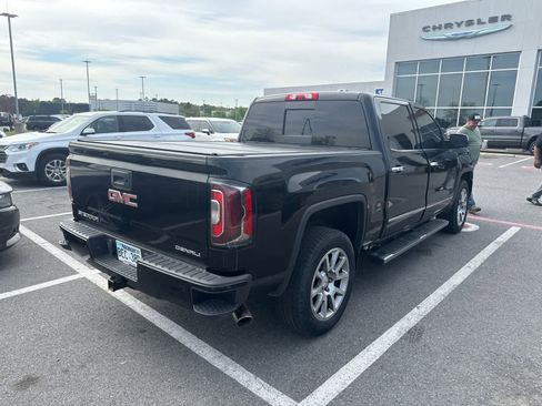 Used 2018 GMC Sierra 1500 Denali image 3