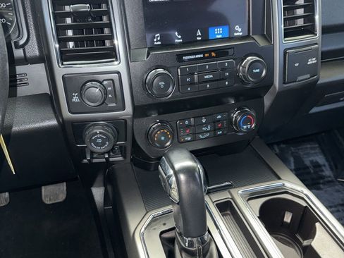 Certified 2019 Ford F150 XLT w/ Equipment Group 302A Luxury image 19