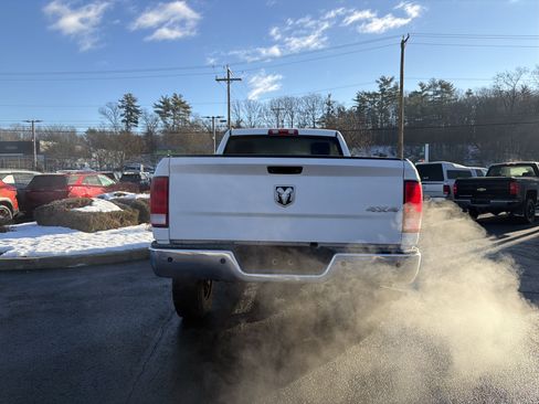 Used 2015 RAM 2500 Tradesman w/ Chrome Appearance Group image 7