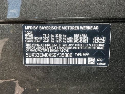 Used 2025 BMW X7 M60i AWD/4WD image 19