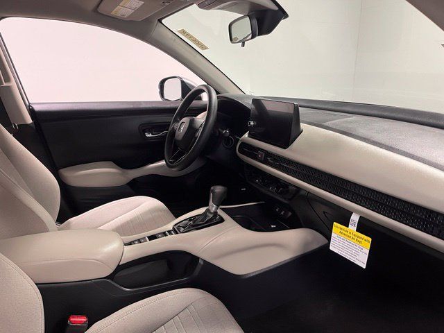Used 2026 Honda HR-V LX image 11