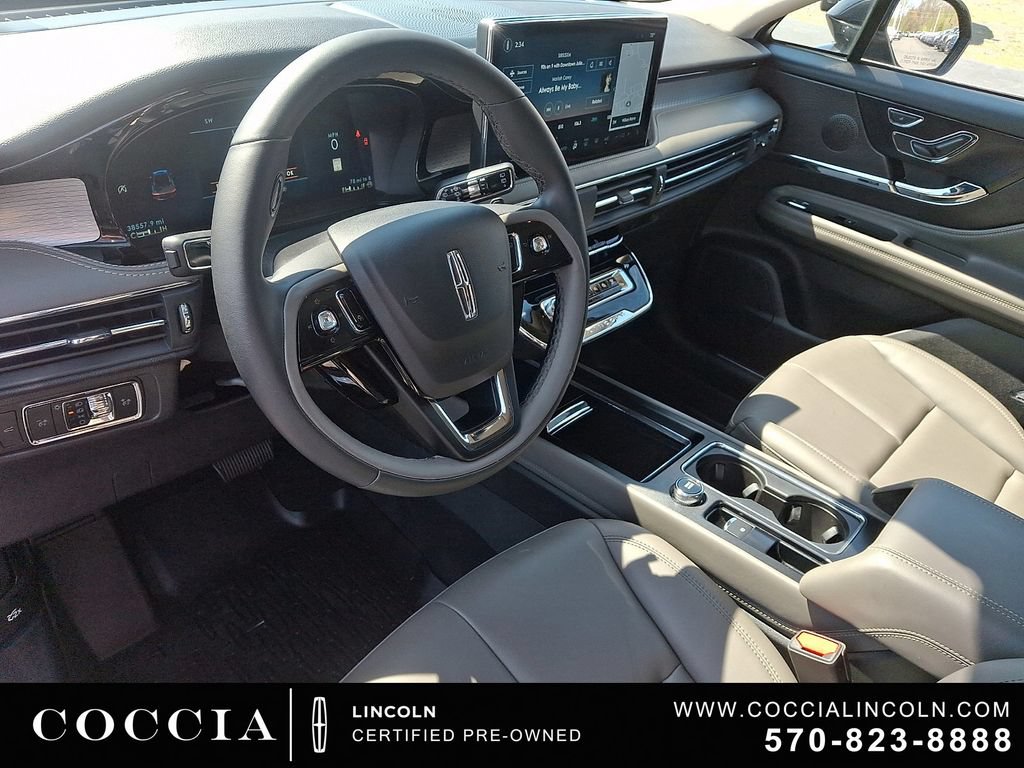 Certified 2023 Lincoln Corsair AWD image 15