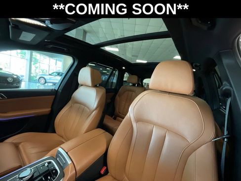 Used 2022 BMW X5 xDrive40i w/ Luxury Seating Package AWD/4WD image 10