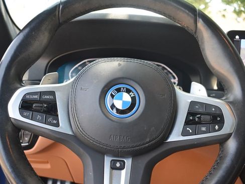 Used 2023 BMW 530e xDrive w/ M Sport Package AWD/4WD image 14