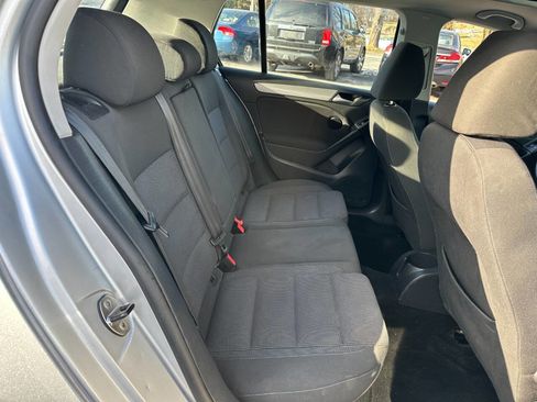 Used 2011 Volkswagen Golf 2.5L PZEV 4dr Hatchback image 30