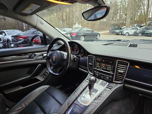 Used 2012 Porsche Panamera 4 image 40