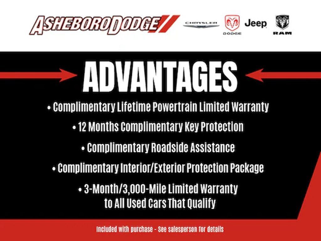 Used 2023 GMC Terrain Denali w/ LPO, 'HIT The Road' Package AWD/4WD image 9