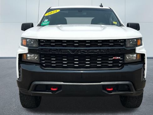 Used 2021 Chevrolet Silverado 1500 Custom Trail Boss AWD/4WD image 3
