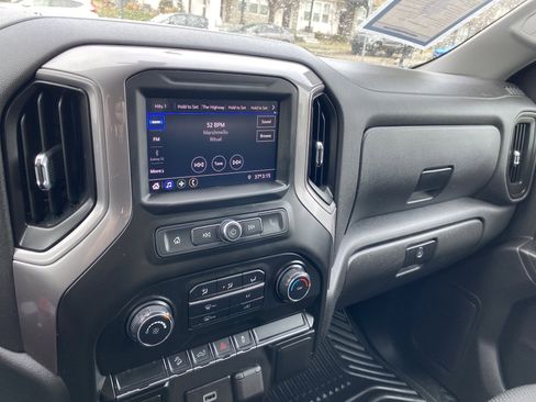 Used 2020 Chevrolet Silverado 1500 Custom Trail Boss w/ Custom Convenience Package image 13