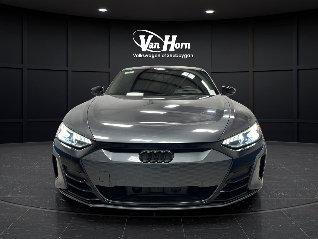 Used 2023 Audi RS e-tron GT w/ Ceramic Brake Package AWD/4WD image 2