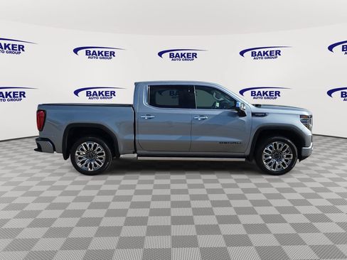 New 2026 GMC Sierra 1500 Denali Ultimate w/ LPO, Black Badging Package AWD/4WD image 4