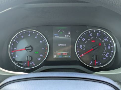 Used 2020 Toyota RAV4 XLE w/ Convenience Package FWD image 30