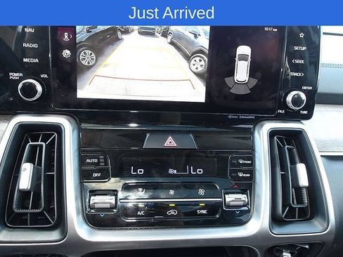 Used 2023 Kia Sorento S w/ Panoramic Sunroof Package AWD/4WD image 22