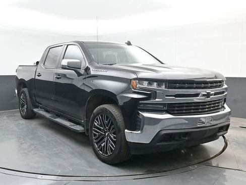 Used 2019 Chevrolet Silverado 1500 LT w/ All-Star Edition AWD/4WD image 2