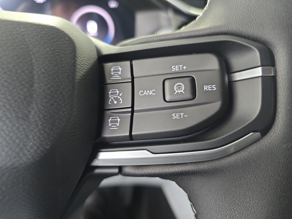 New 2026 Jeep Cherokee Laredo AWD/4WD image 18