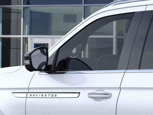 New 2026 Lincoln Navigator L Reserve AWD/4WD image 20