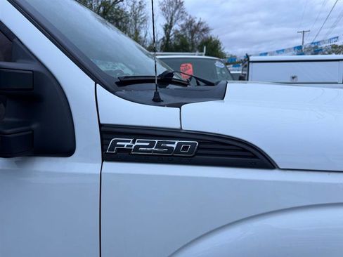 Used 2013 Ford F250 XL w/ Skid Plate Pkg image 33