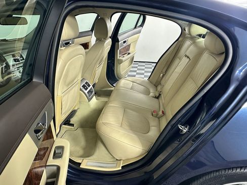 Used 2009 Jaguar XF Premium image 29