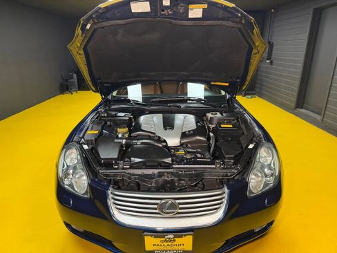 Used 2004 Lexus SC 430 Convertible RWD image 32