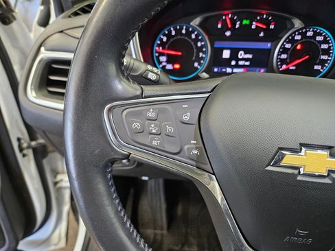 Used 2021 Chevrolet Equinox Premier AWD/4WD image 18