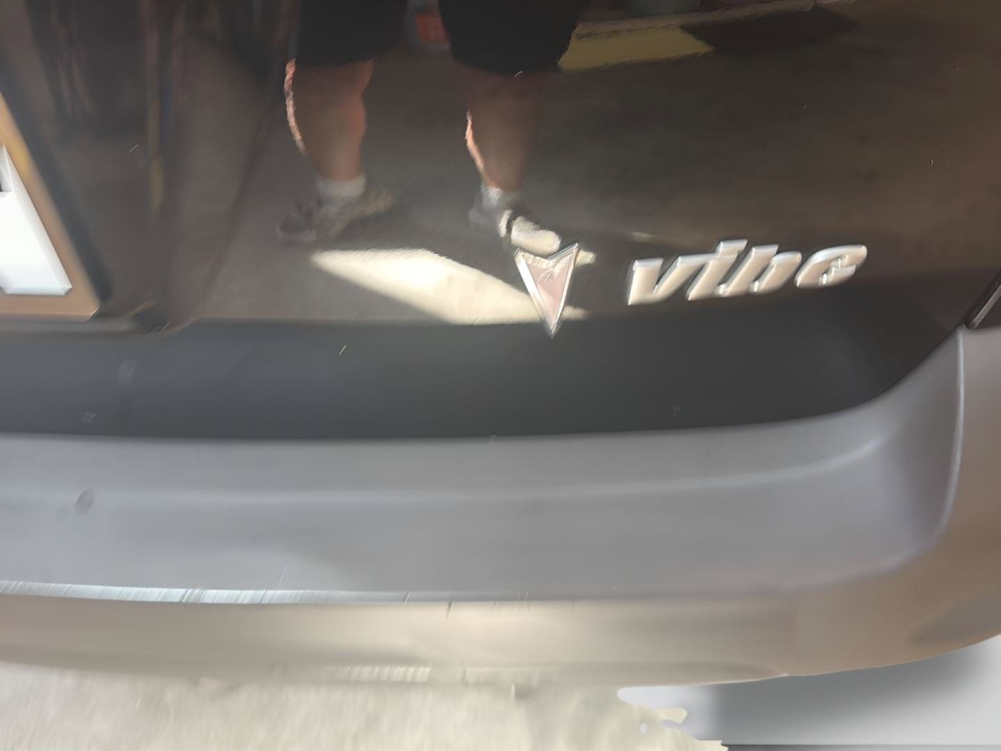 Used 2007 Pontiac Vibe w/ Preferred Package FWD image 29