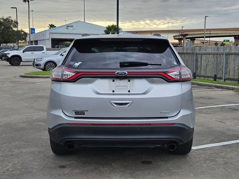 Used 2015 Ford Edge SE image 6