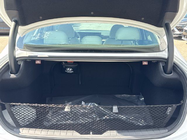 New 2026 Hyundai Sonata Limited FWD image 10