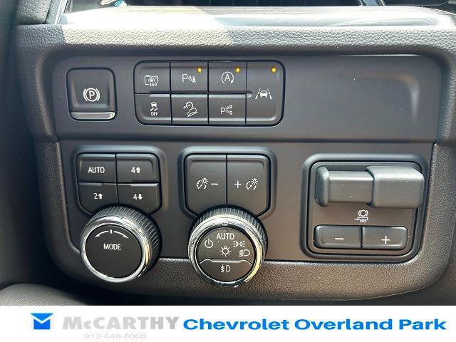 New 2026 Chevrolet Tahoe Premier w/ Sun And Tow Package AWD/4WD image 16