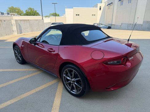 Used 2016 MAZDA MX-5 Miata Grand Touring RWD image 24