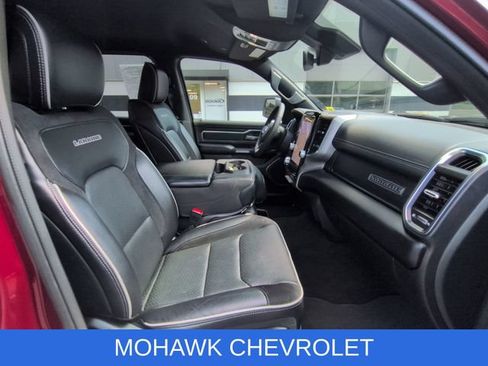 Used 2025 RAM 1500 Laramie AWD/4WD image 28