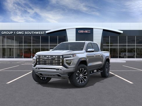 New 2026 GMC Canyon Denali w/ LPO, Black Badging Package AWD/4WD image 8