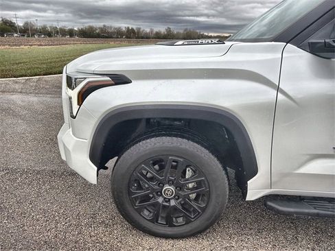 Used 2024 Toyota Tundra Limited image 32