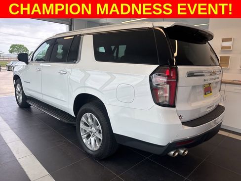 Used 2023 Chevrolet Suburban Premier image 5